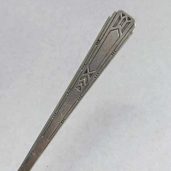 Vtg Oneida Community Friendship Medality Round Soup Gumbo Spoon-1932-Tudor Plate - Picture 1 of 6